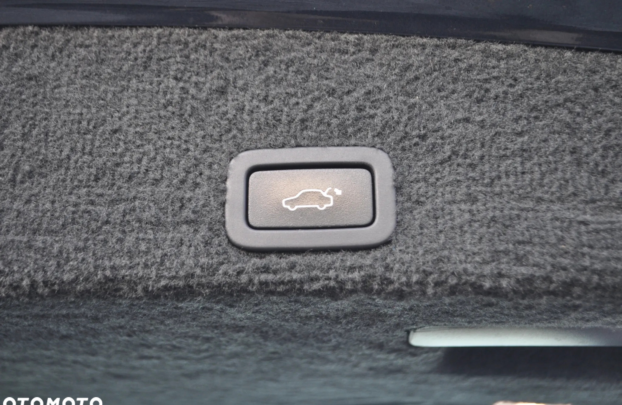 Volvo XC 60 cena 67500 przebieg: 184000, rok produkcji 2014 z Legnica małe 742